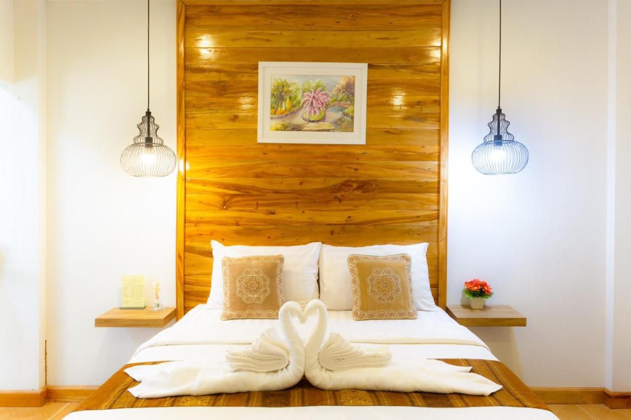 Hotel Naruchon HHQ